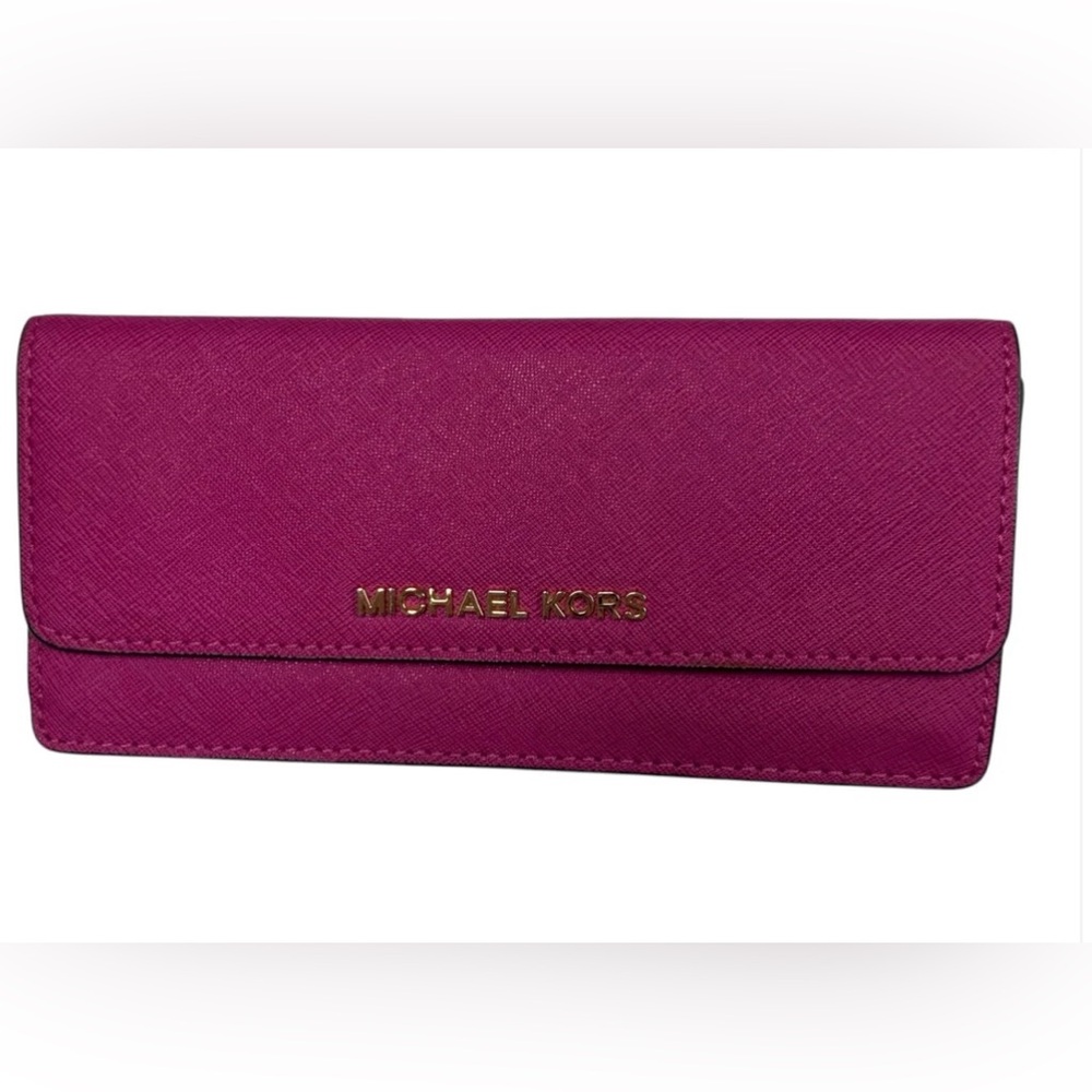 pink Michael Kors wallet